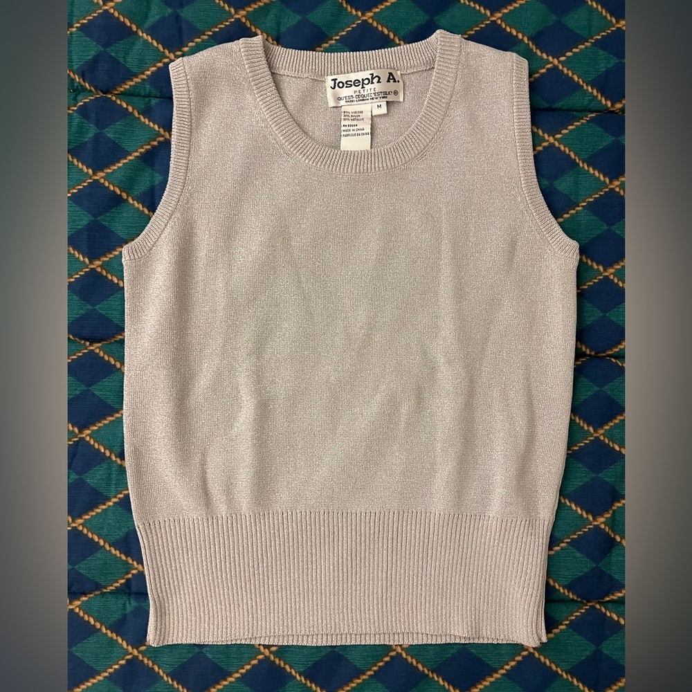 Women’s Silver Shiny Petite Medium Joseph A. Top